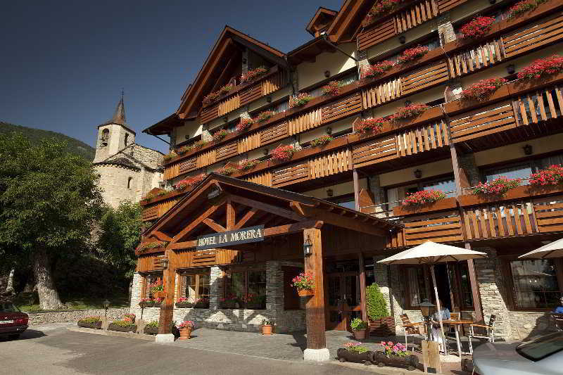 Hotel La Morera Valencia D'Aneu Exteriör bild